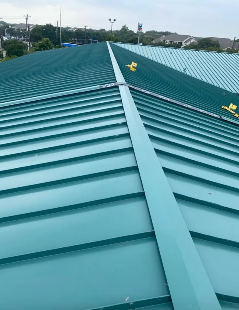 Green commercial metal roof ridge and valley for Metal Roof Repair in Skidaway Island